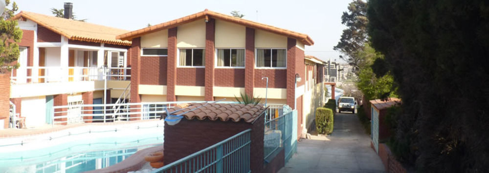 Hotel Aoma Villa Carlos Paz Exterior foto